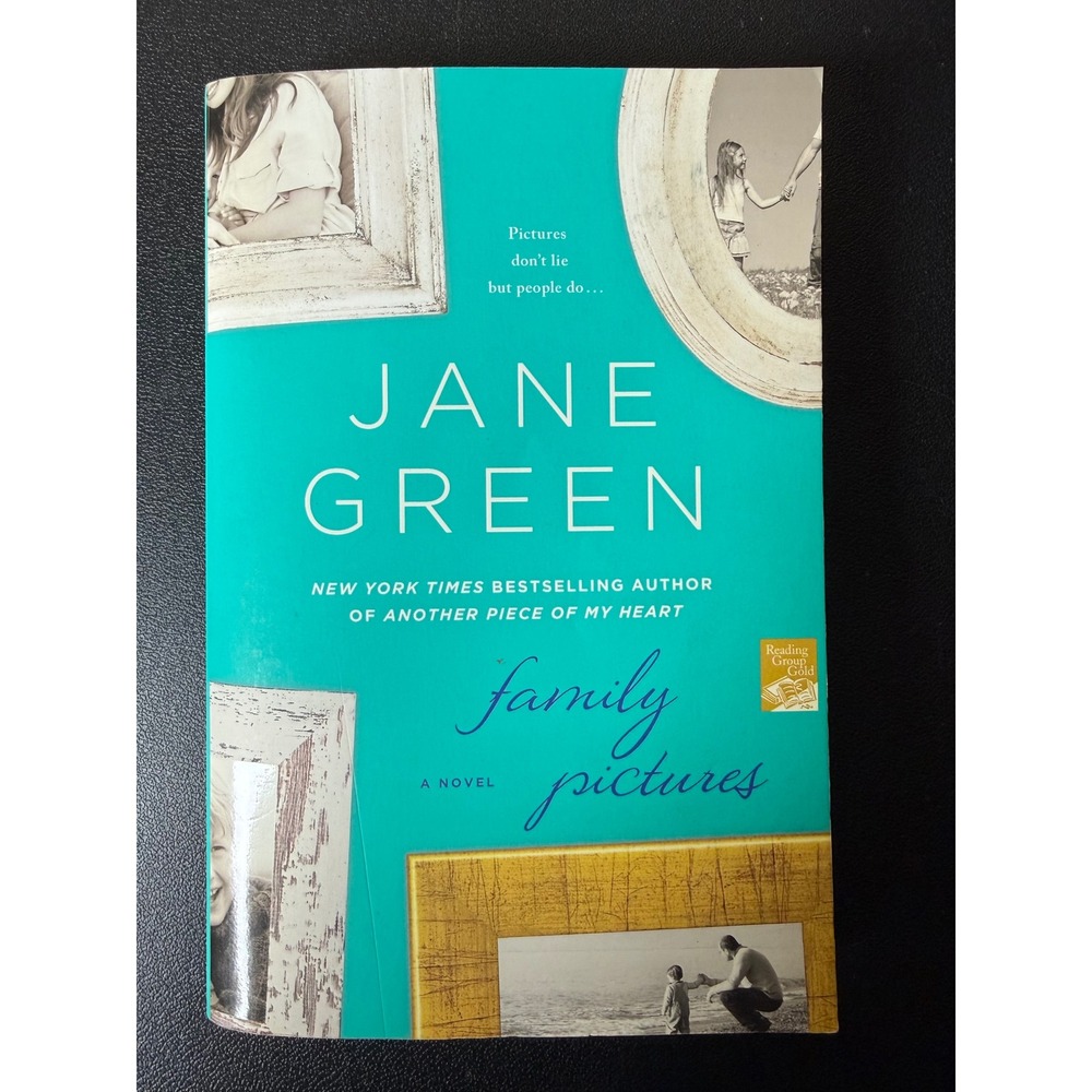 Family Pictures by Jane Green Paperback Novel Contemporary Fiction 9781250042644